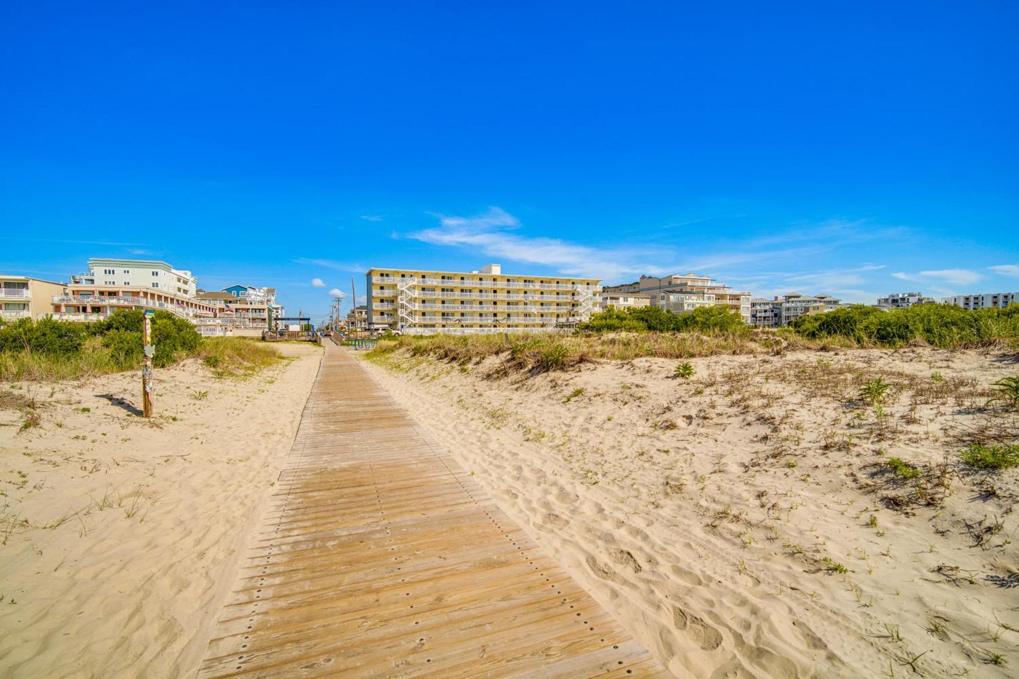 Sun-Soaked Wildwood Getaway, 6 Mi To Cape May! 와일드우드크레스트 외부 사진